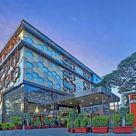 Rio Meridian Hotel Mysore Exterior foto
